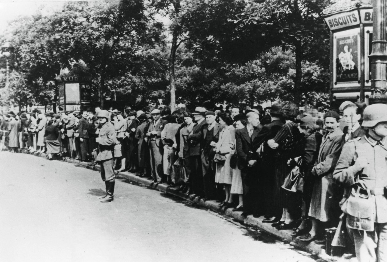 الاحتلال الألماني لباريس ، 14 يونيو 1940 بواسطة غير معروف