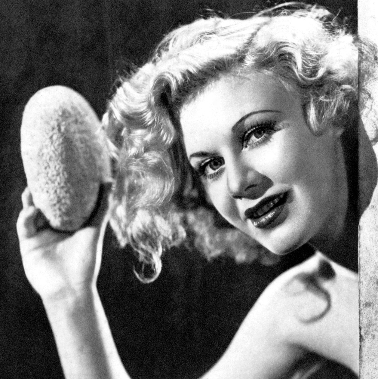 جينجر روجرز ، ممثلة أمريكية ، 1934-1935 بواسطة غير معروف
