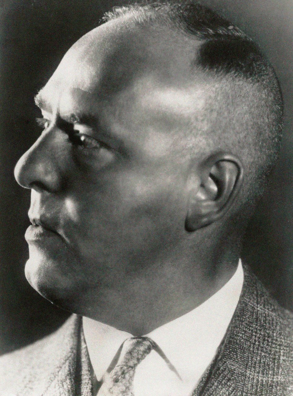جريجور ستراسر 1892-1934 ، 1930. بواسطة غير معروف