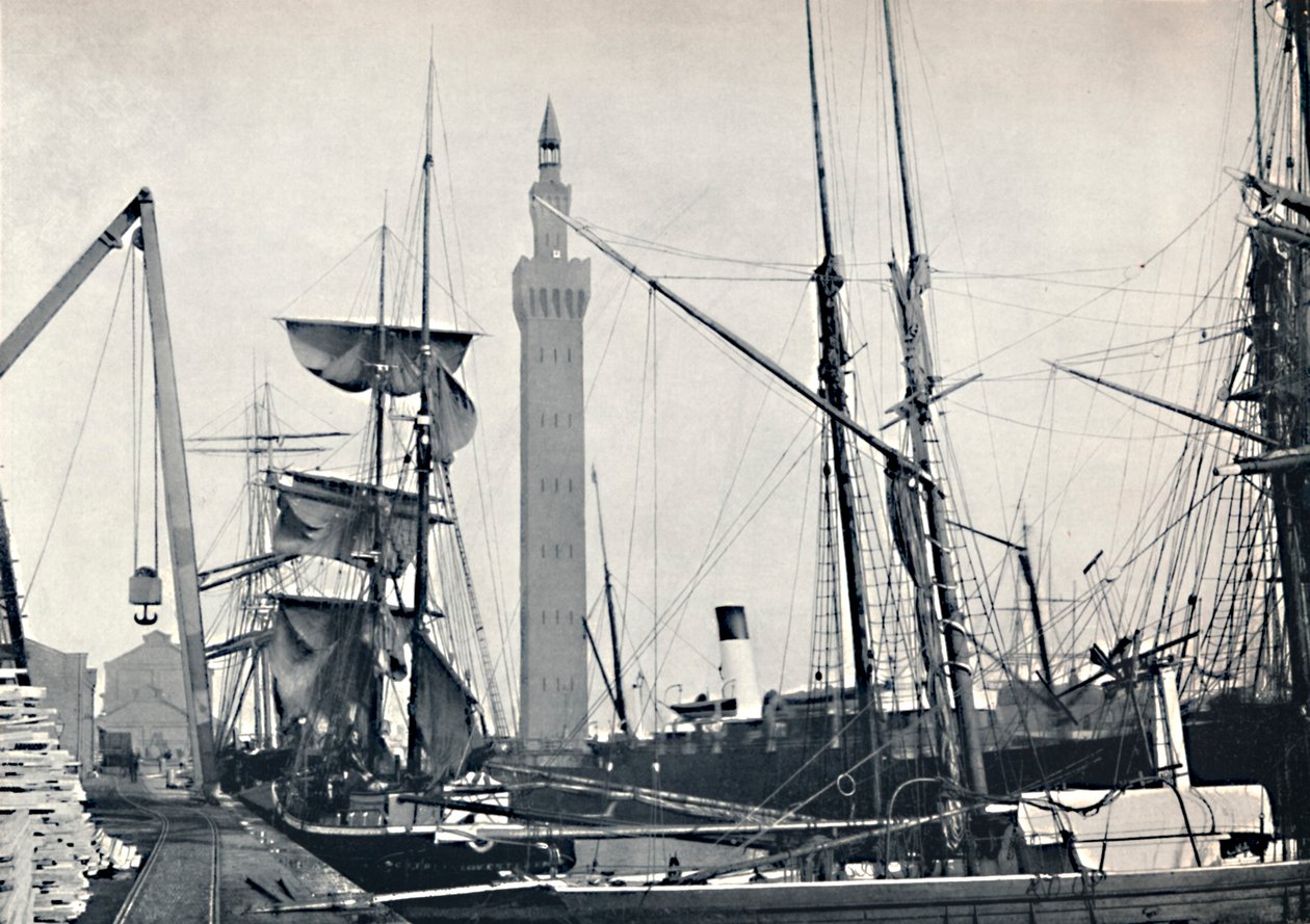 Grimsby - منظر للأرصفة ، مع البرج الهيدروليكي ، 1895 بواسطة غير معروف