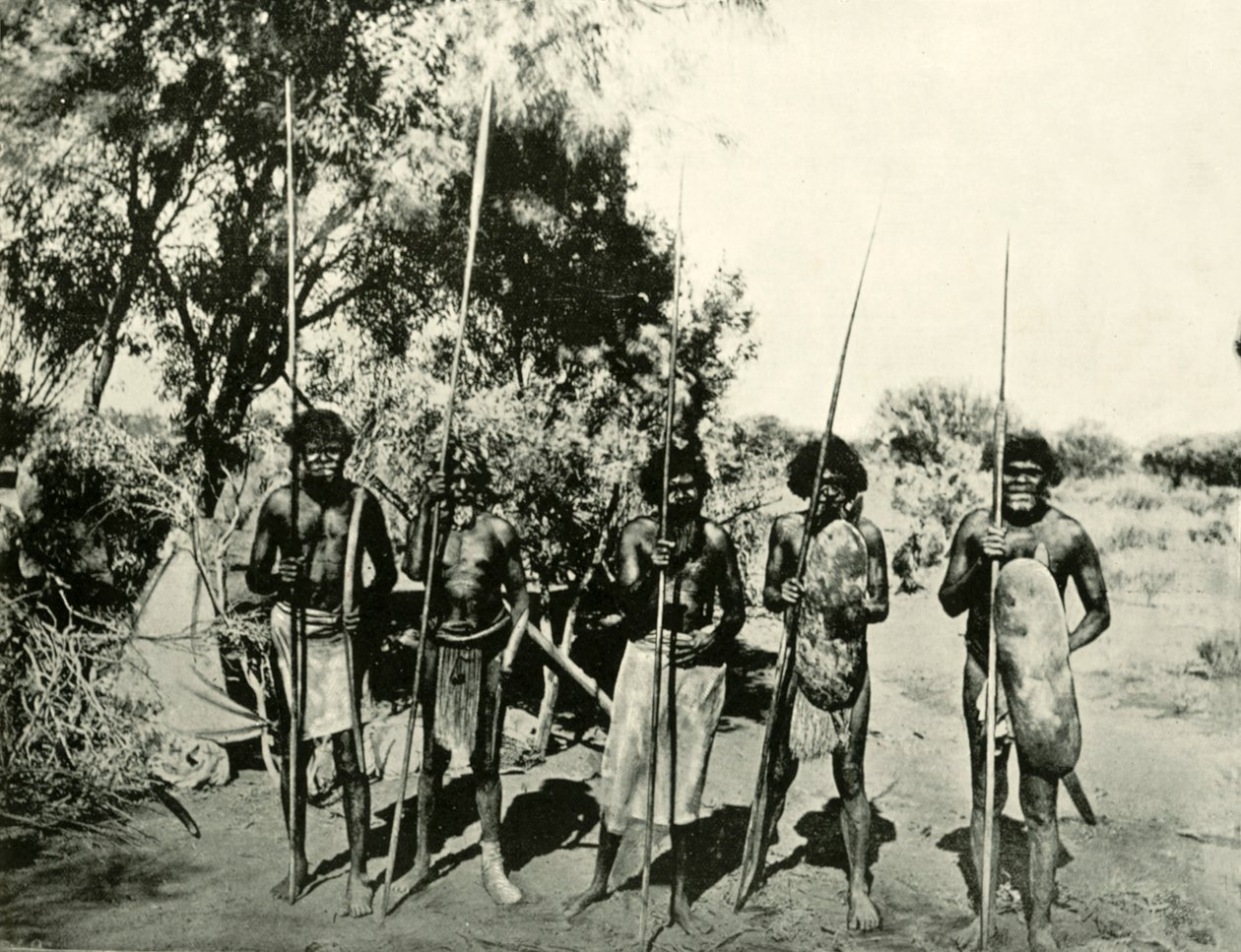 مجموعة رجال السكان الأصليين ، كوينزلاند ، أستراليا ، 1901. بواسطة غير معروف