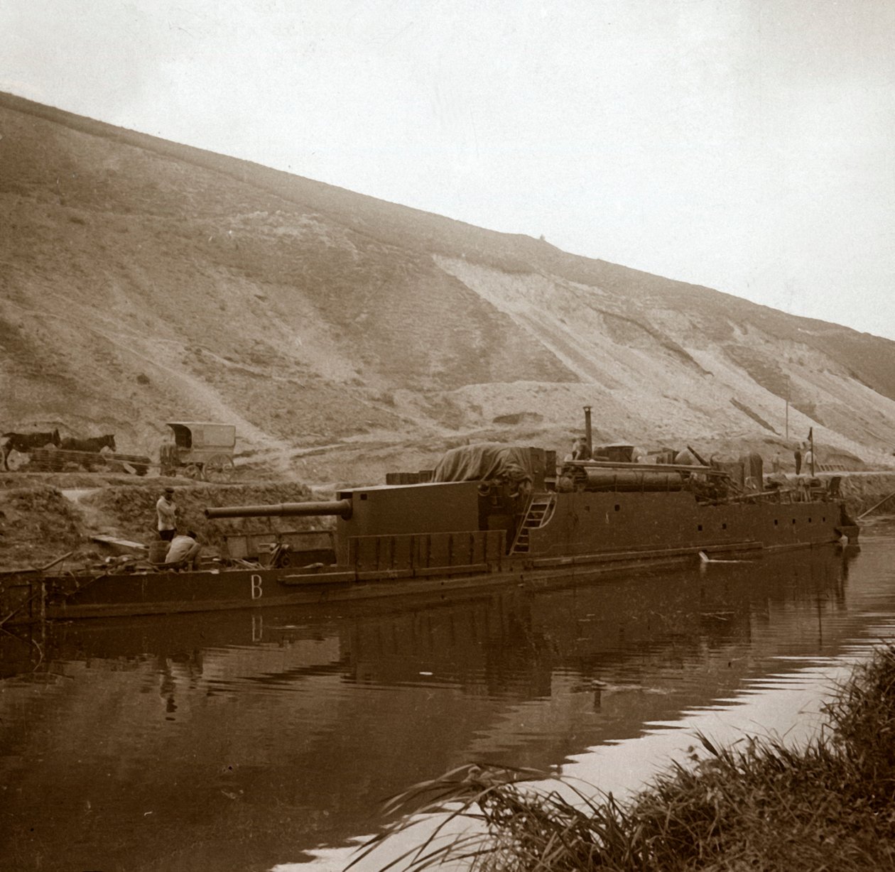 زورق حربي ، Genicourt ، شمال فرنسا ، c1914-c1918 بواسطة غير معروف