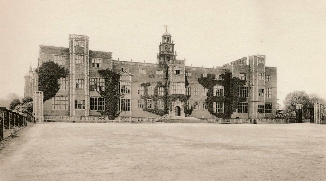 هاتفيلد هاوس - الجبهة الشمالية ، القرن السادس عشر ، 1904 بواسطة غير معروف
