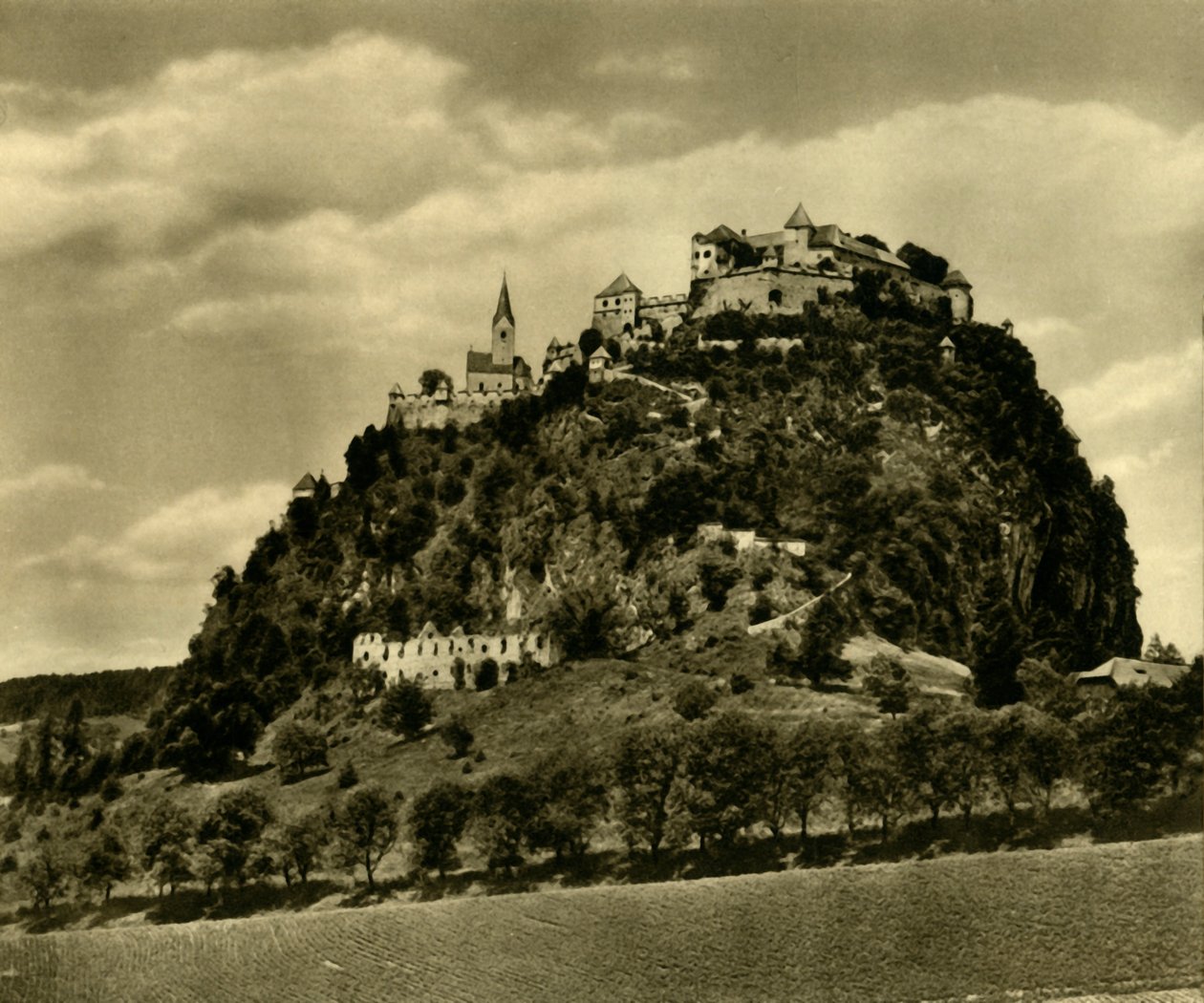 قلعة Hochosterwitz ، كارينثيا ، النمسا ، c1935. بواسطة غير معروف