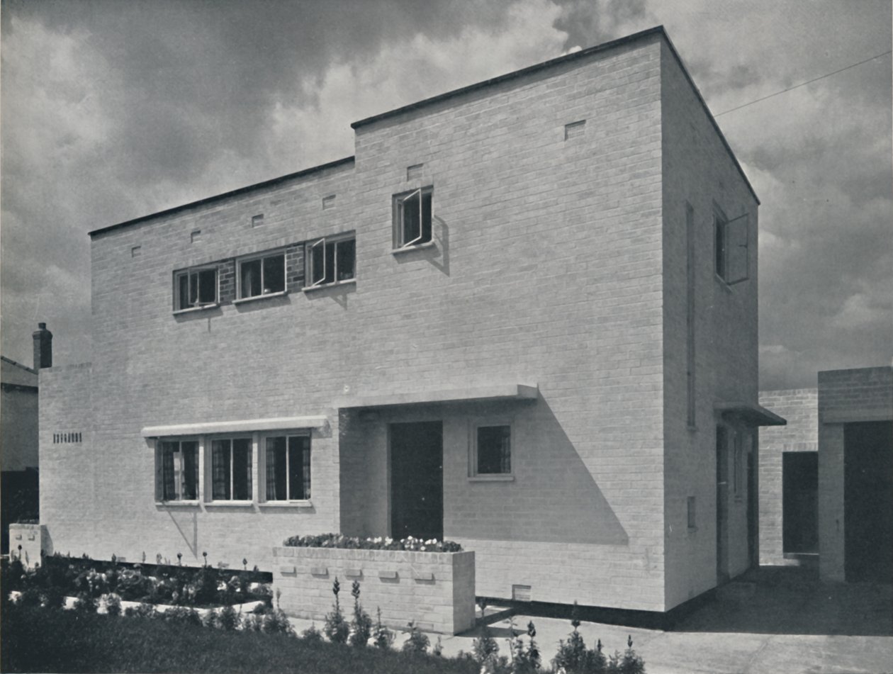 منزل في Hoghton ، Lancs. ، بقلم فرانك وادينجتون ، 1942 بواسطة غير معروف