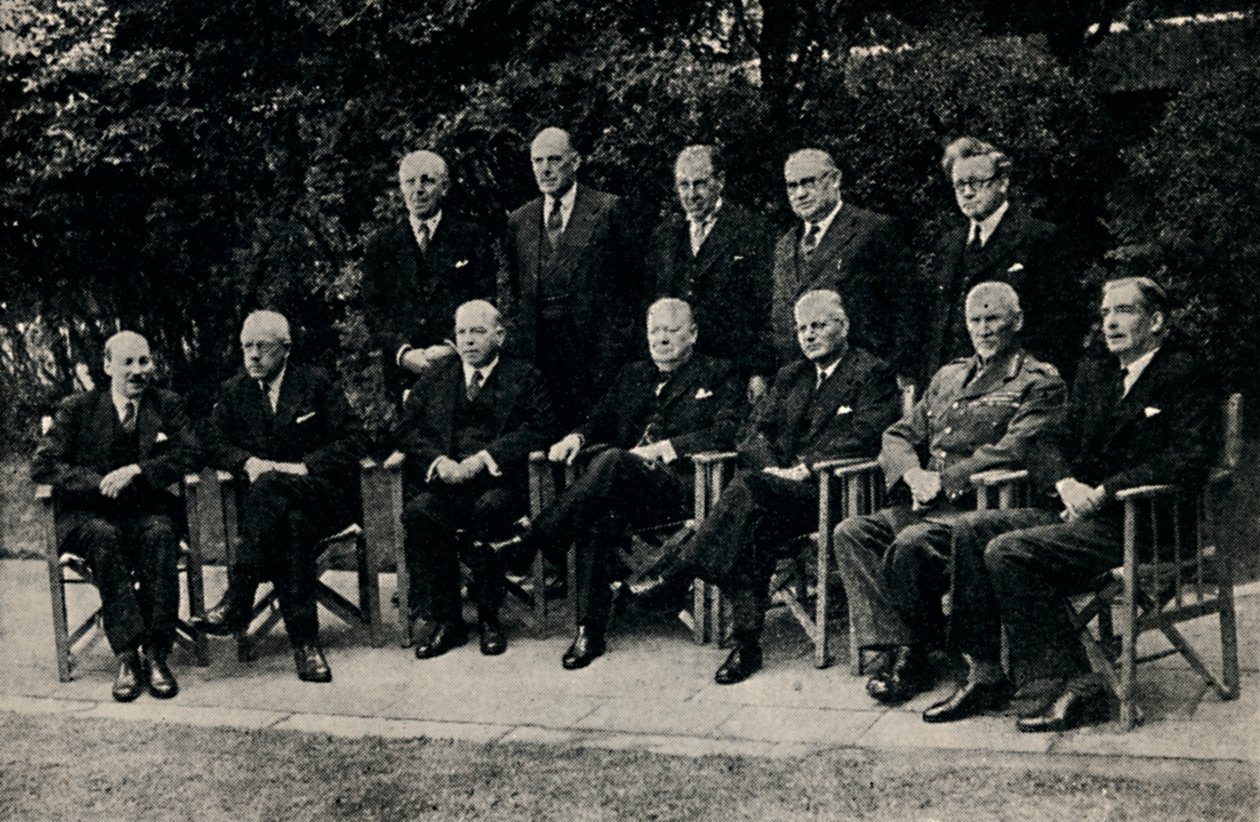يجتمع المؤتمر الإمبراطوري في لندن ، مايو 1943 ، 1945. بواسطة غير معروف