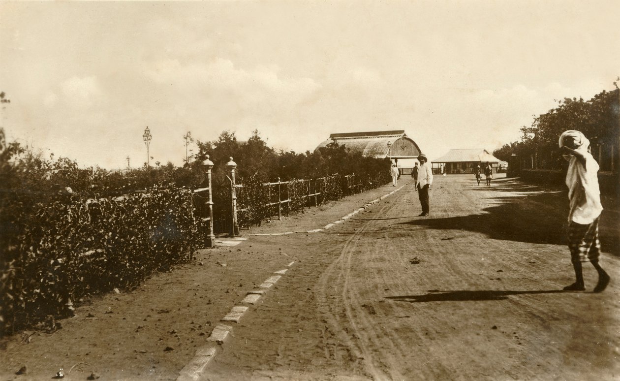 Jopp Promenade، Aden، c1918-c1939. بواسطة غير معروف