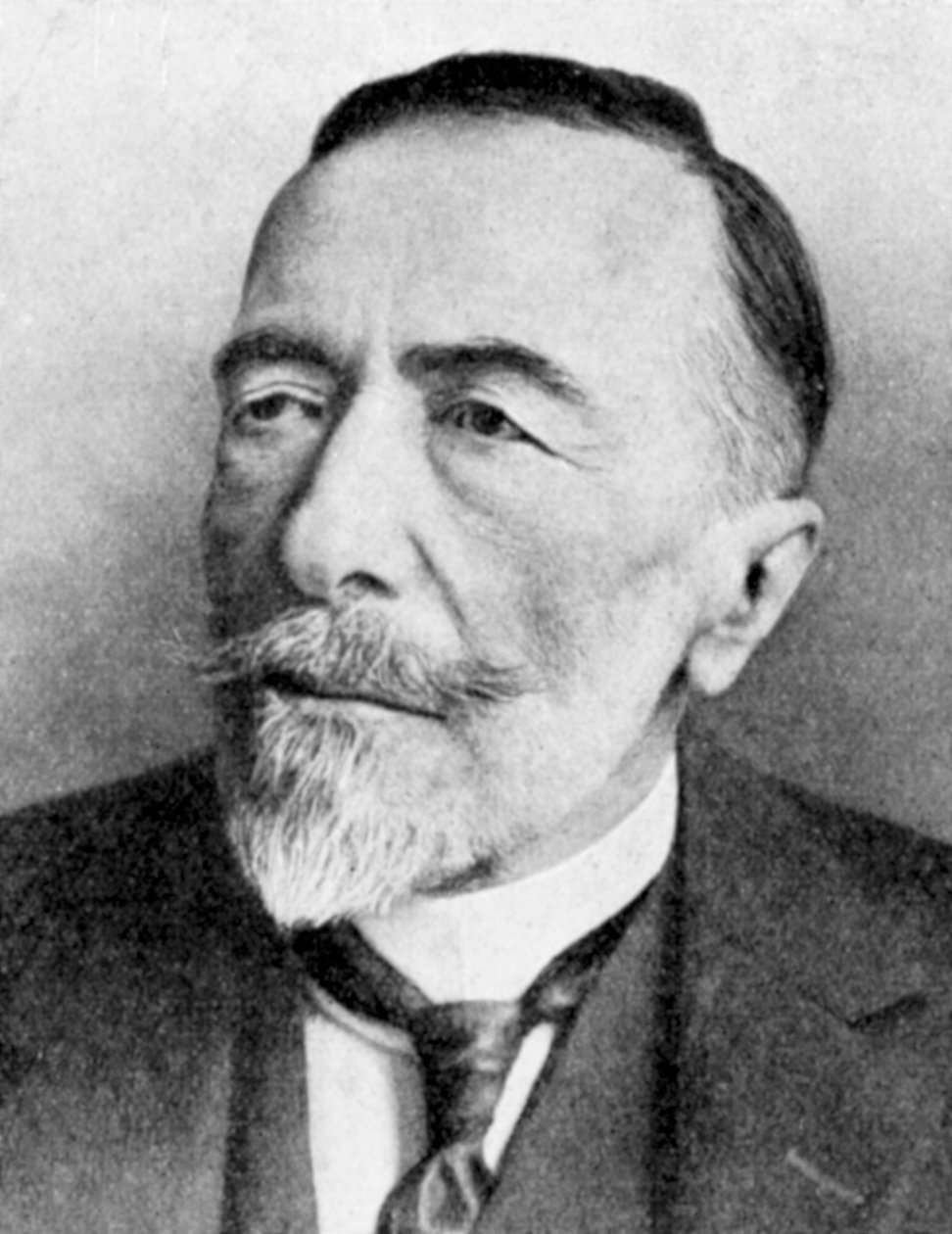 جوزيف كونراد 1857-1924 بواسطة غير معروف