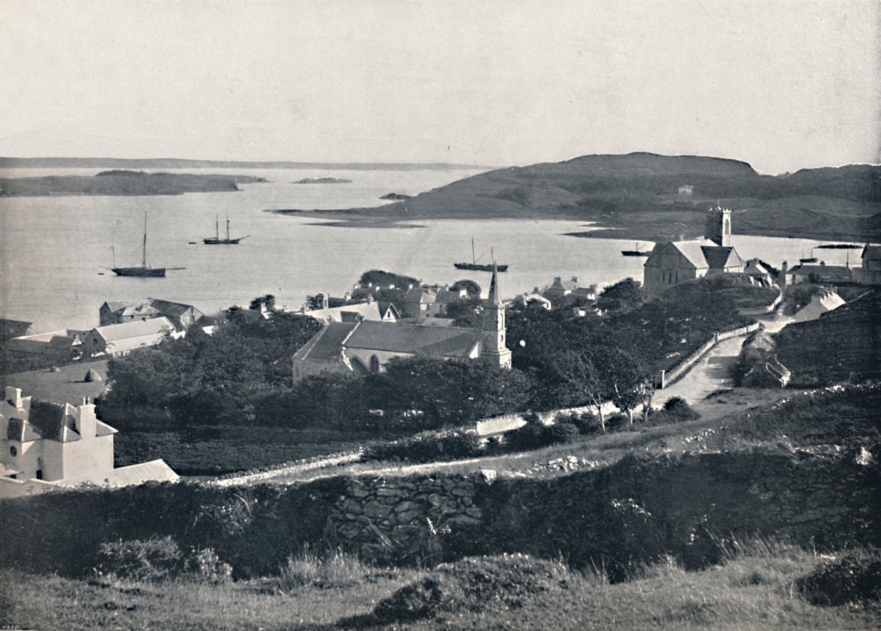 Killybegs - المطل على القرية والخليج ، 1895 بواسطة غير معروف