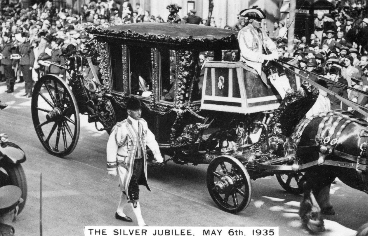 الملك جورج ضد اليوبيل الفضي ، لندن ، 6 مايو 1935 بواسطة غير معروف