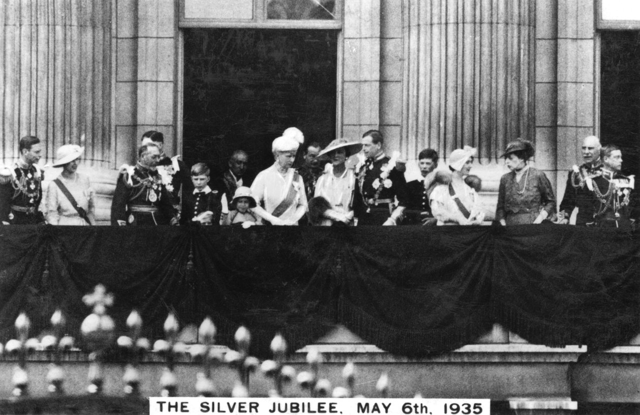 الملك جورج ضد اليوبيل الفضي ، لندن ، 6 مايو 1935 بواسطة غير معروف