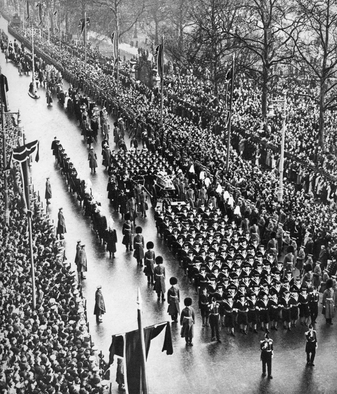 موكب جنازة الملك جورج فس يمر على بيكاديللي ، لندن ، 28 يناير 1936 بواسطة غير معروف