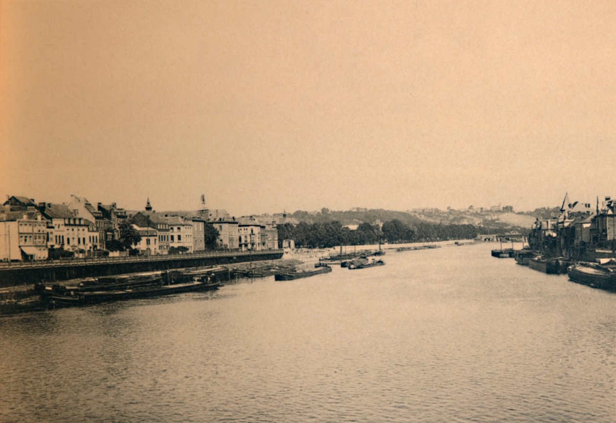 لا ميوز ، c1900 بواسطة غير معروف