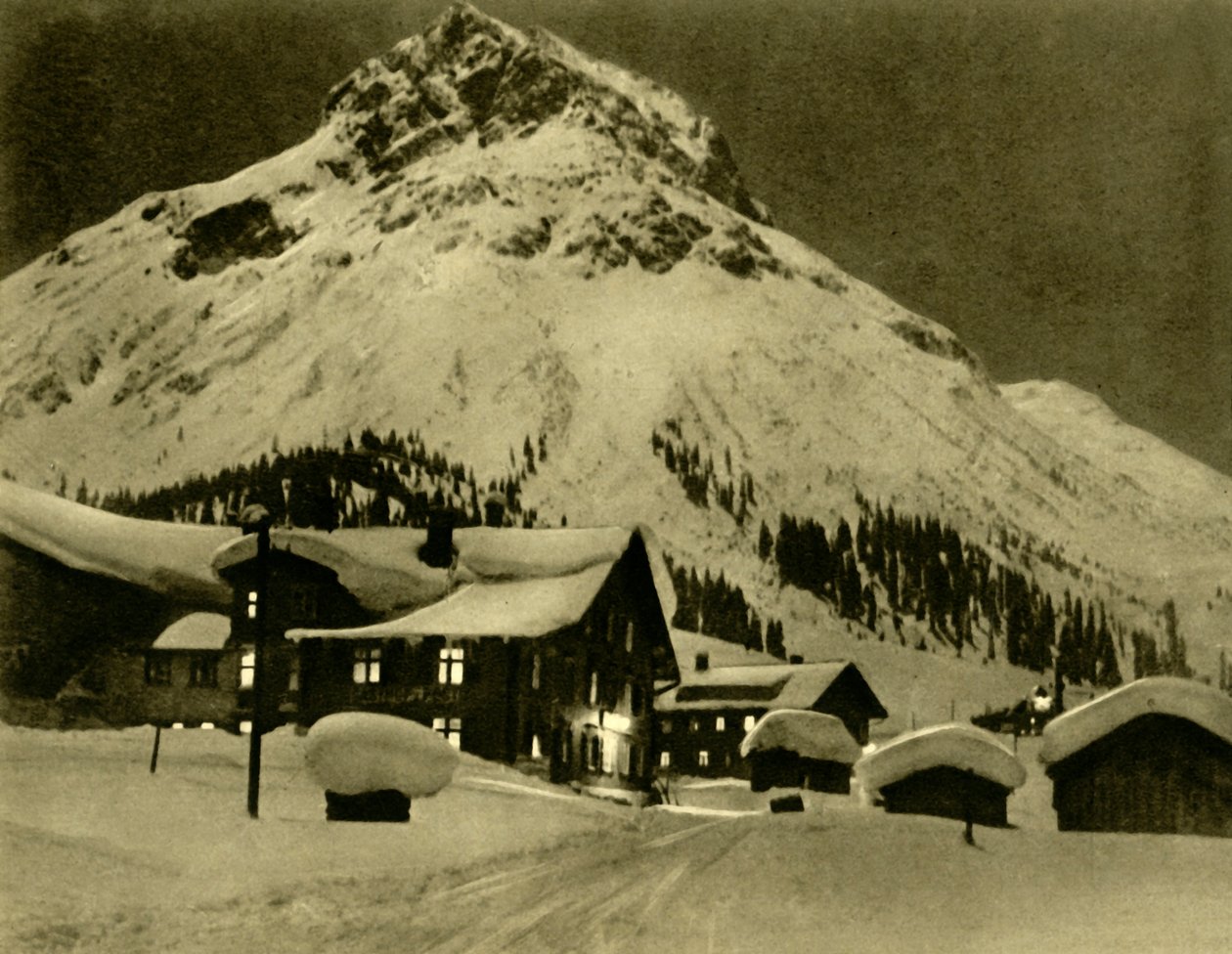 ليخ ام ارلبرغ في الليل ، النمسا ، c1935. بواسطة غير معروف