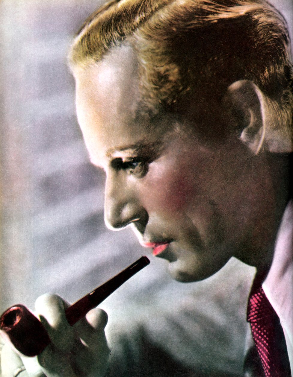 ليزلي هوارد ، ممثل إنجلش ، 1934-1935 بواسطة غير معروف