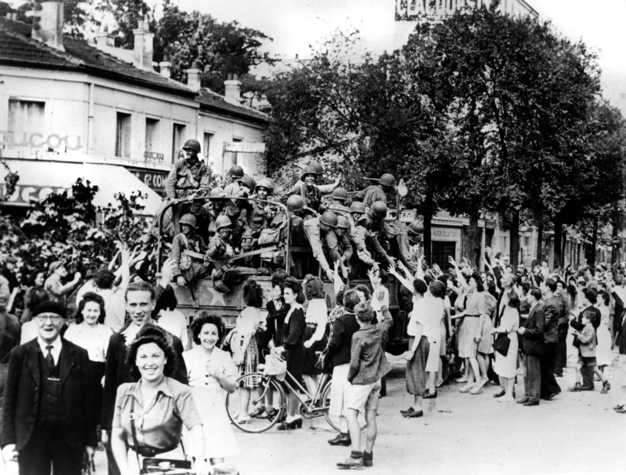 تحرير باريس ، أغسطس 1944 بواسطة غير معروف