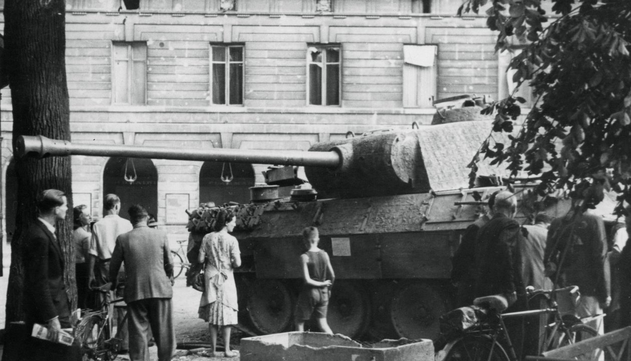 تحرير باريس ، أغسطس 1944 بواسطة غير معروف