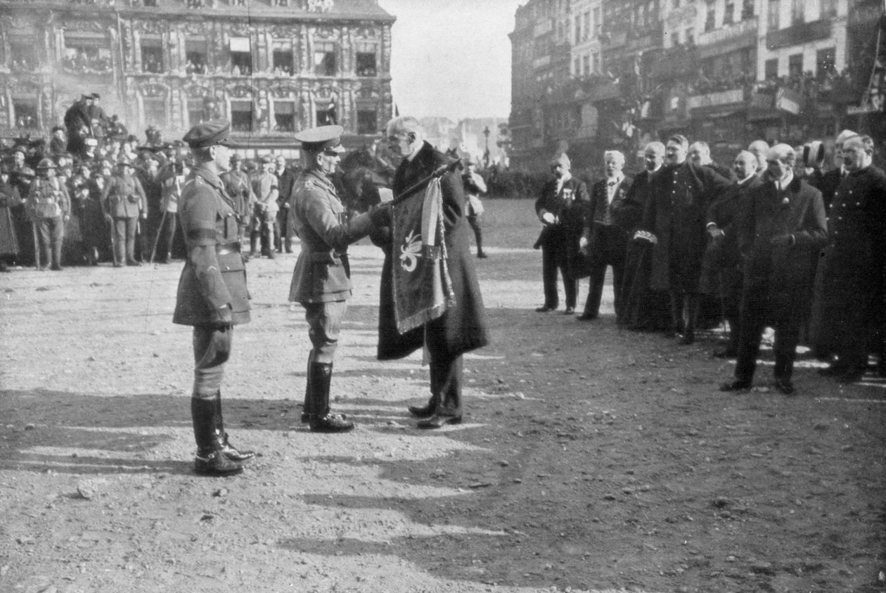 تم تحرير ليل من قبل الجيش البريطاني الخامس ، فرنسا ، 17 أكتوبر 1918 بواسطة غير معروف