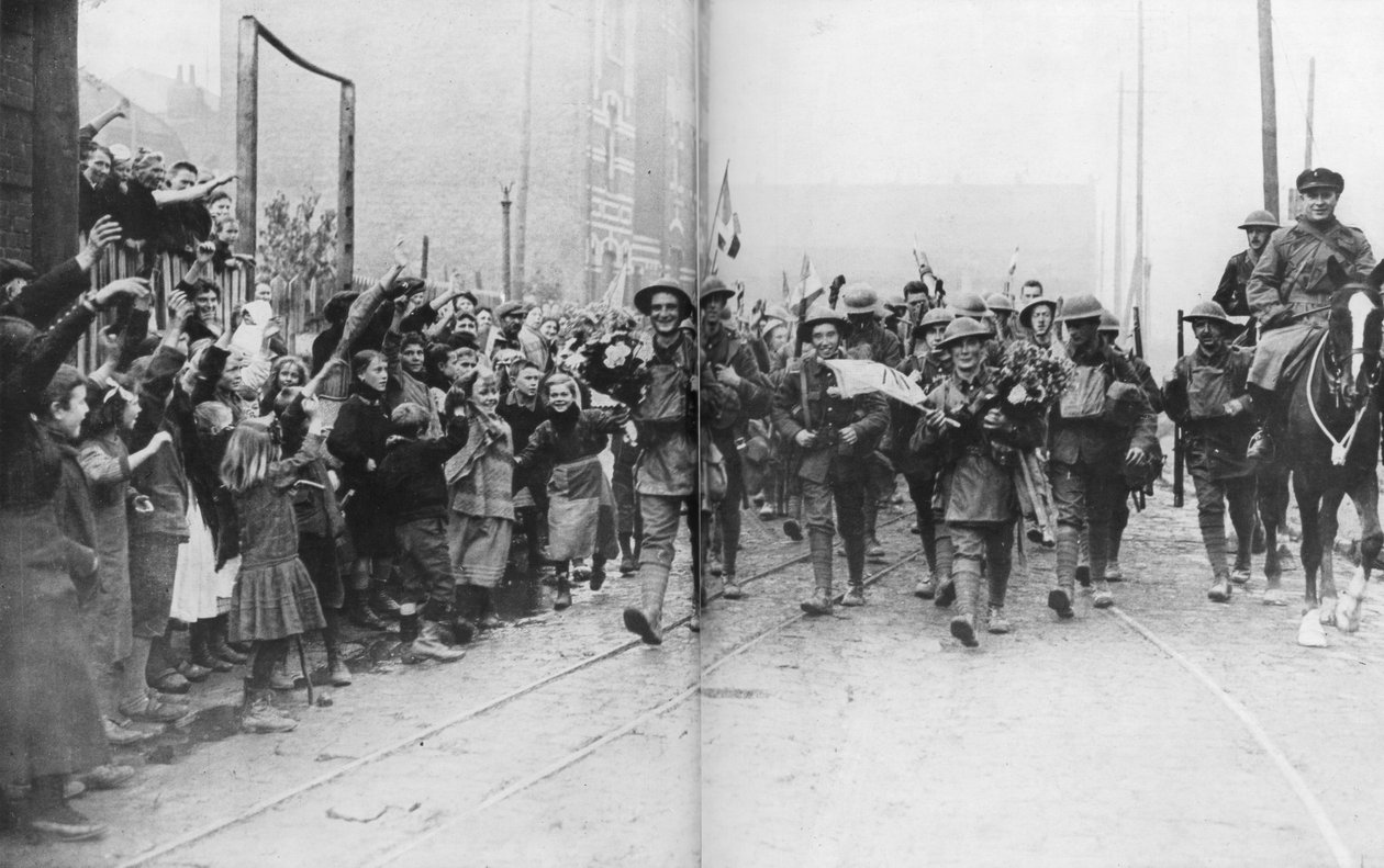 تم تحرير ليل من قبل البريطانيين ، فرنسا ، 17 أكتوبر 1918 بواسطة غير معروف