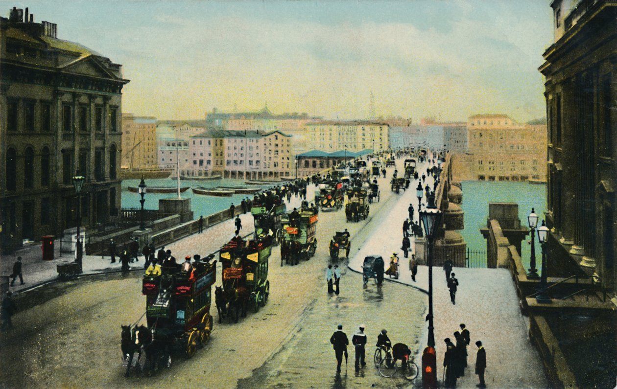 جسر لندن ، 1900s. بواسطة غير معروف