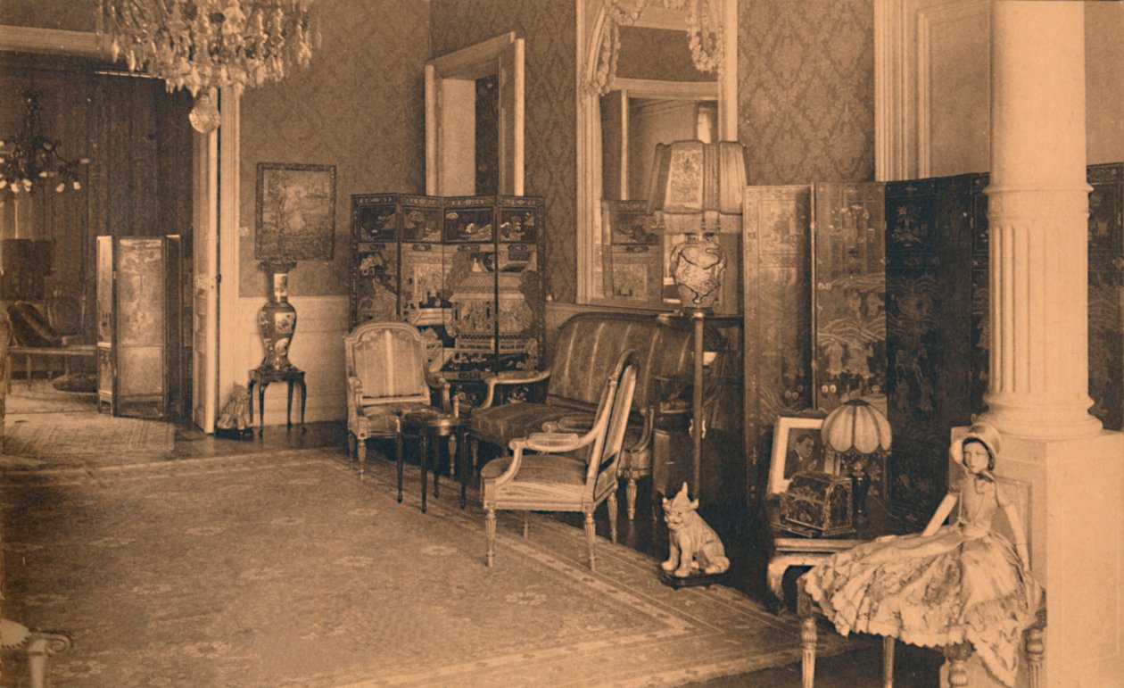 غرفة لويس السادس عشر في السفارة الكوبية في بروكسل ، بلجيكا ، 1927. بواسطة غير معروف