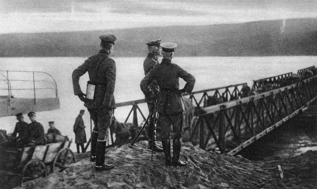 جيش Mackensens يعبر نهر الدانوب ، رومانيا ، الحرب العالمية الأولى ، 1916 بواسطة غير معروف
