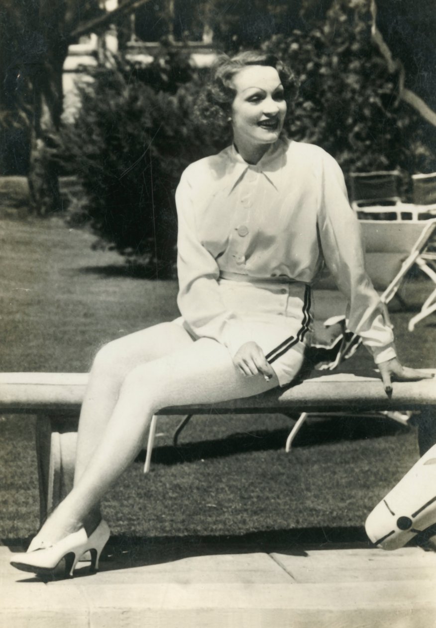 مارلين ديتريش ، 1938. بواسطة غير معروف