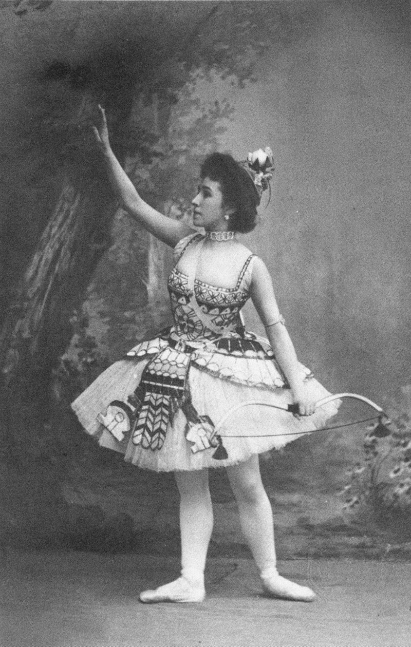 Matilda Kschessinska مثل الأميرة Aspicia في الباليه ابنة الفراعنة بواسطة غير معروف