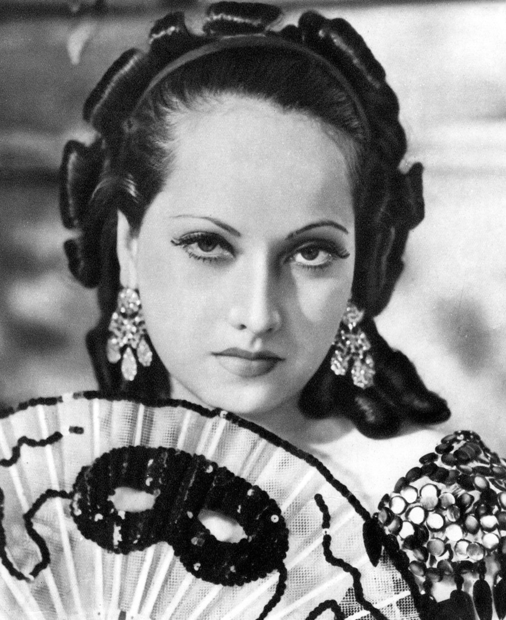 ميرل أوبرون ، ممثلة سينمائية بريطانية ، 1934-1935 بواسطة غير معروف