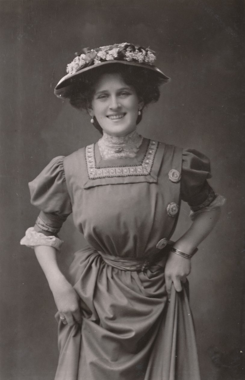 ملكة جمال زينة دير ، 1887-1975 ، c1930. بواسطة غير معروف