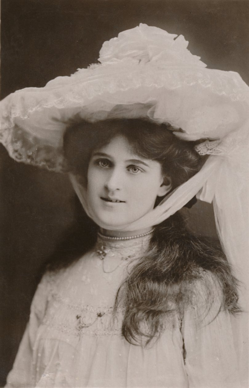 ملكة جمال زينة دير ، 1887-1975 ، c1930. بواسطة غير معروف