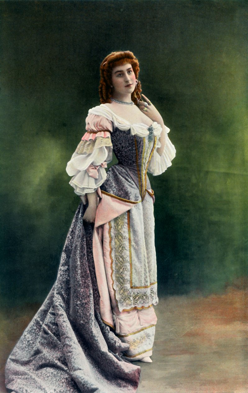 Miss Felyne - Du Theatre National De LOdeon - Role de Leonore - LEcole Des Maris، 1904. بواسطة غير معروف