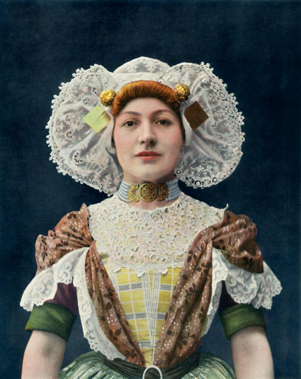 الآنسة ماري مارسيلي - Du Theatre National De LOeéon - دور الفرنسيسكا. - إبسنت 1904. بواسطة غير معروف