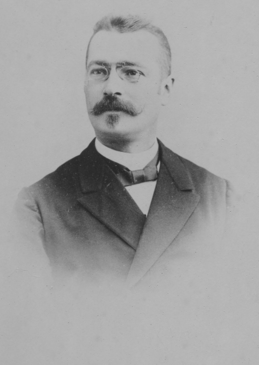 موجوت ، ج 1893 بواسطة غير معروف