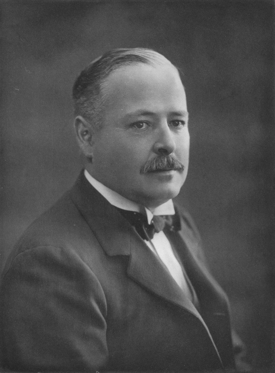 السيد. جيه إل دوجديل ، 1911 بواسطة غير معروف