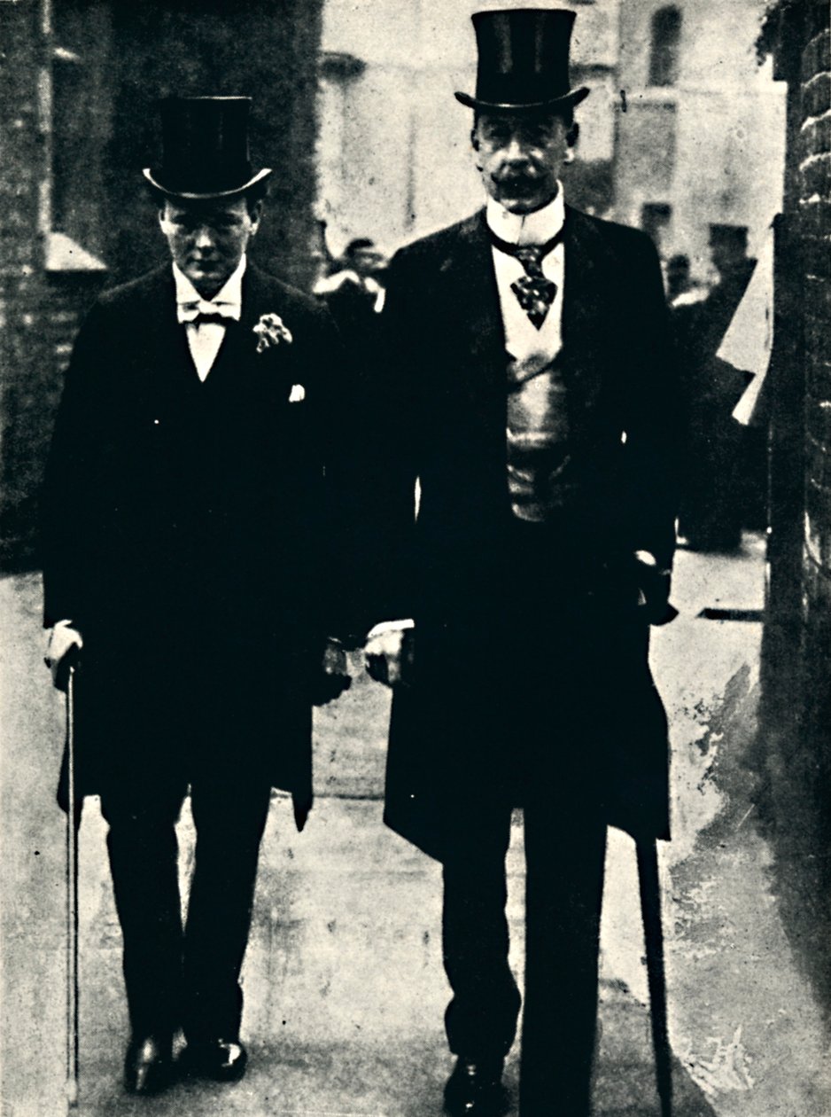 السيد لويس هاركورت والسيد تشرشل ، c1900 ، 1945. بواسطة غير معروف