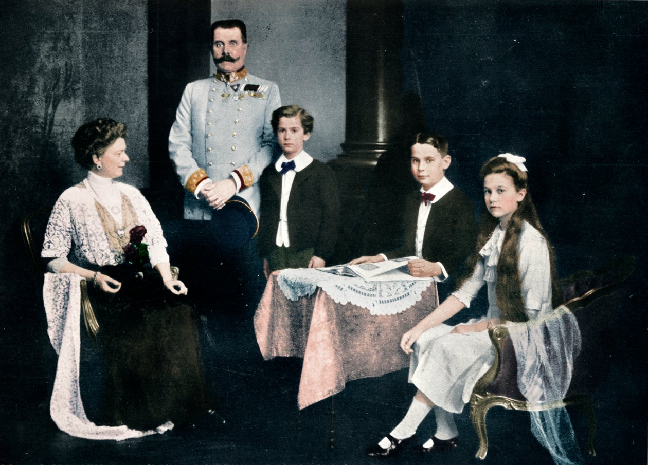 قتل الأرشيدوق فرانسيس فرديناند مع زوجته وأولاده ، c1910 بواسطة غير معروف