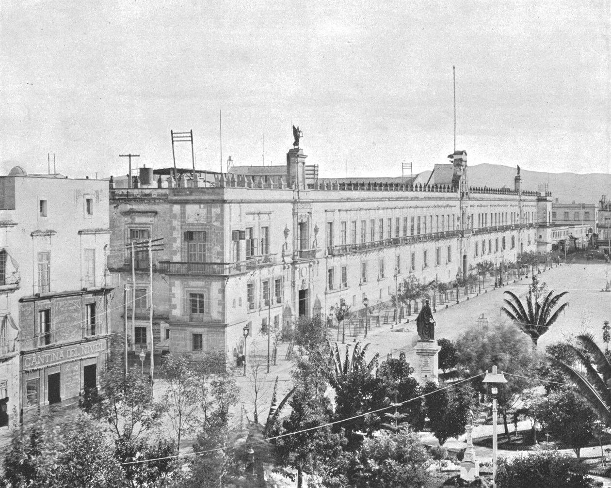 القصر الوطني ، مكسيكو سيتي ، المكسيك ، c1900. بواسطة غير معروف