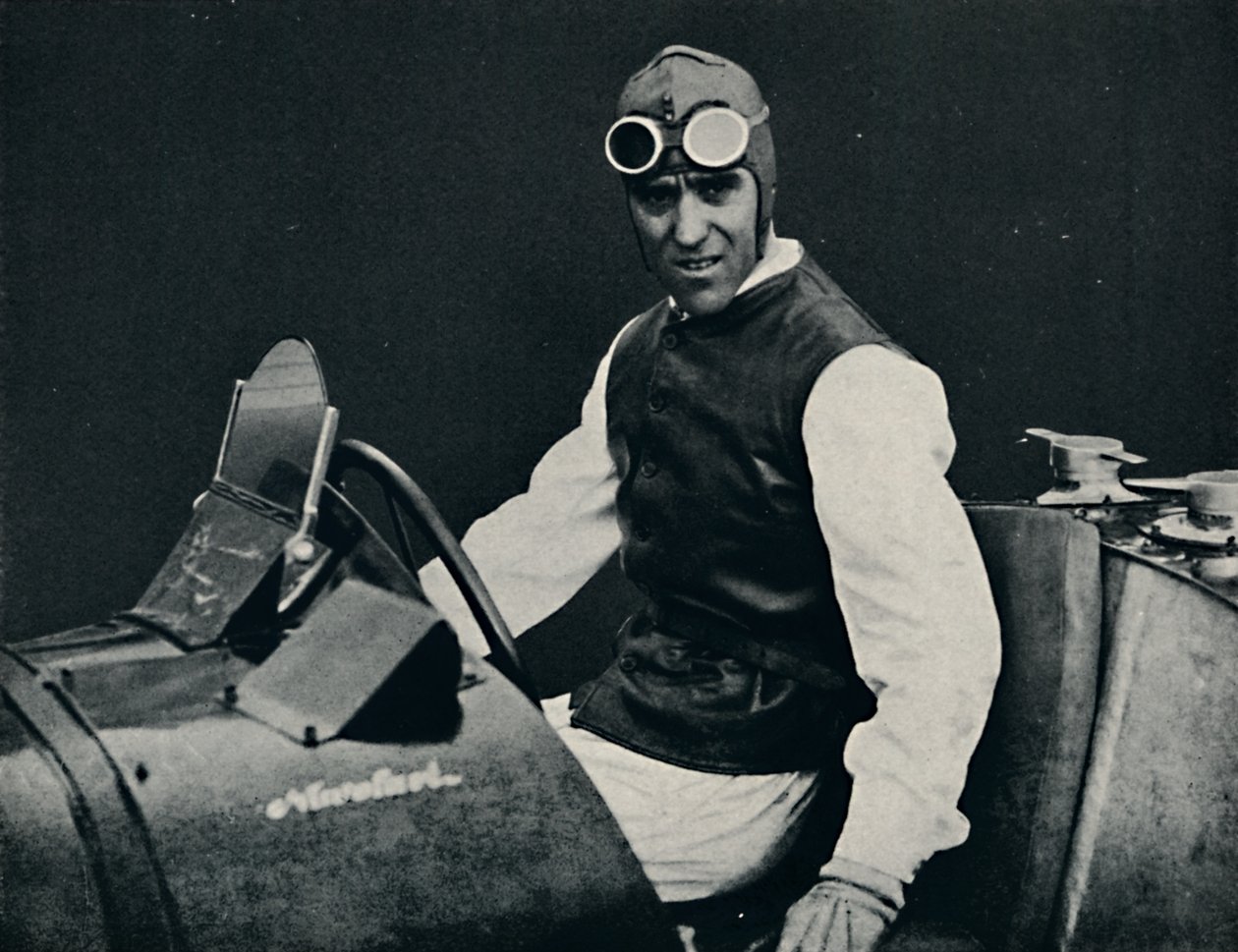 نوفولاري ، 1937 بواسطة غير معروف