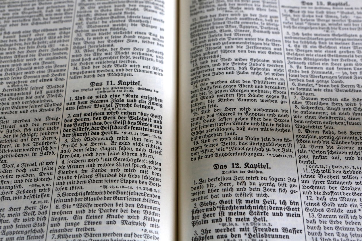 Obersteinbach ، Bas-Rhin ، فرنسا ، le 29/5/2014 - الكتاب المقدس. المعبد اللوثرى. بواسطة غير معروف
