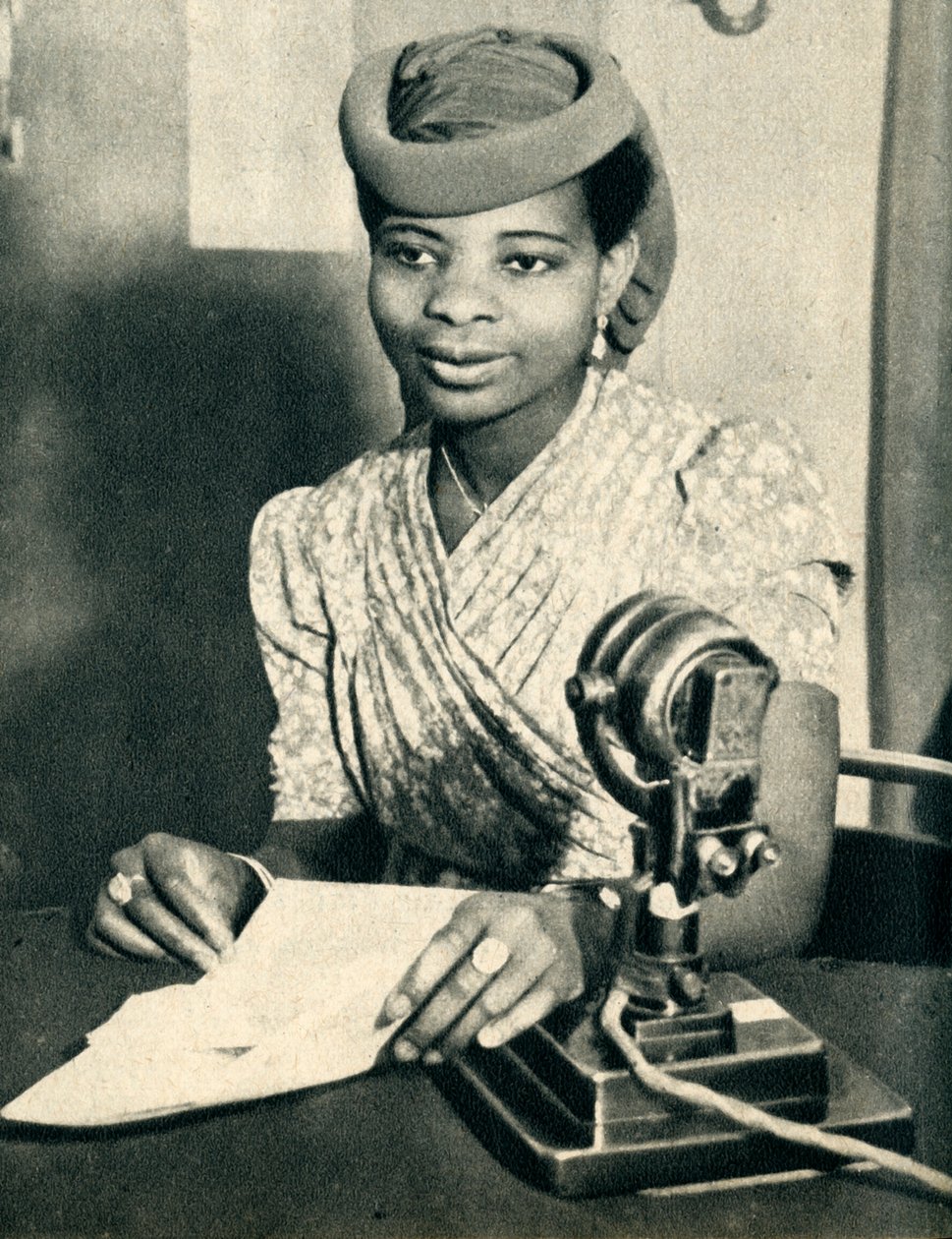 Omoba Adenrele Ademola ، ابنة Alake of Abeokuta ، نيجيريا ، تدعو غرب أفريقيا ، 1942. بواسطة غير معروف