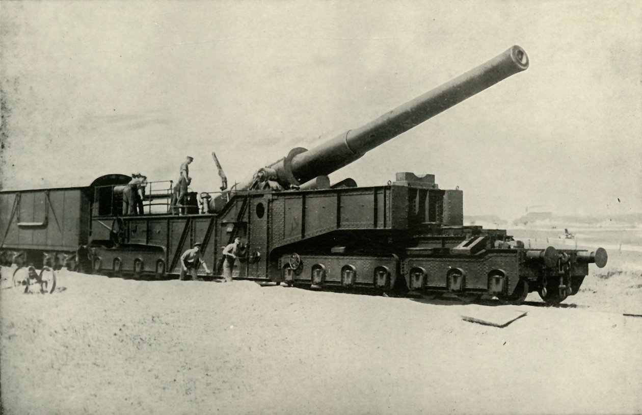 واحدة من البنادق البريطانية الوحش ، 1919. بواسطة غير معروف