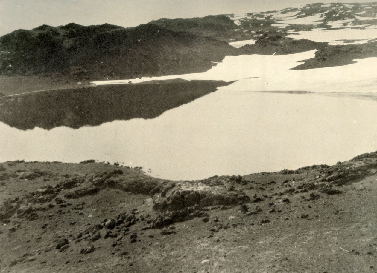 المياه المفتوحة في جرين ليك في الصيف ، 1908 ، 1909 بواسطة غير معروف