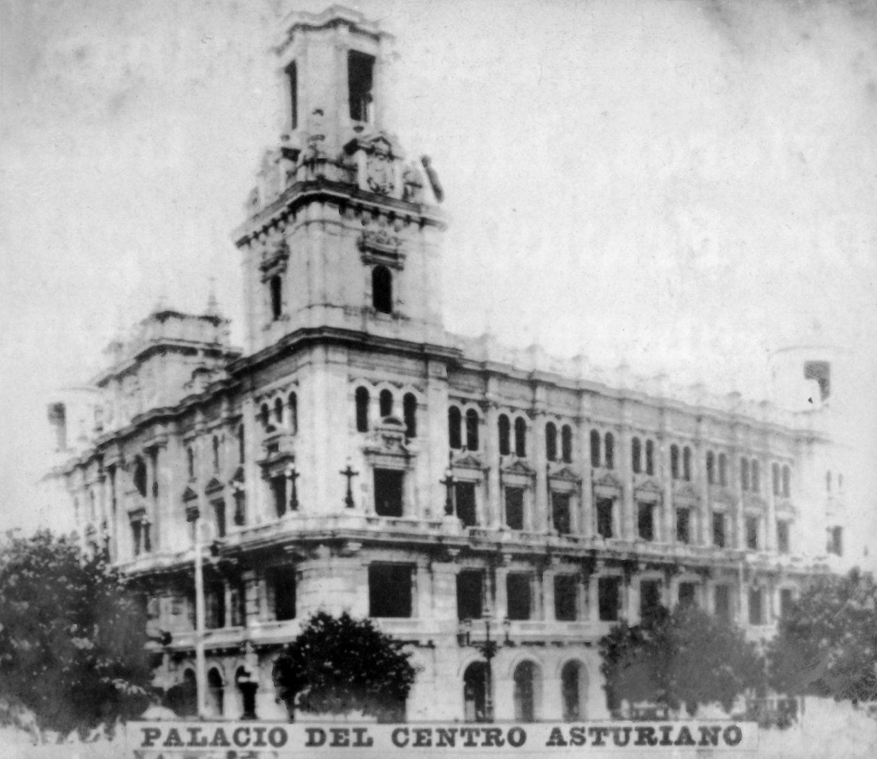 Palacio del Centro Asturiano Palace of the Asturian Center ، هافانا ، كوبا ، c1910 بواسطة غير معروف