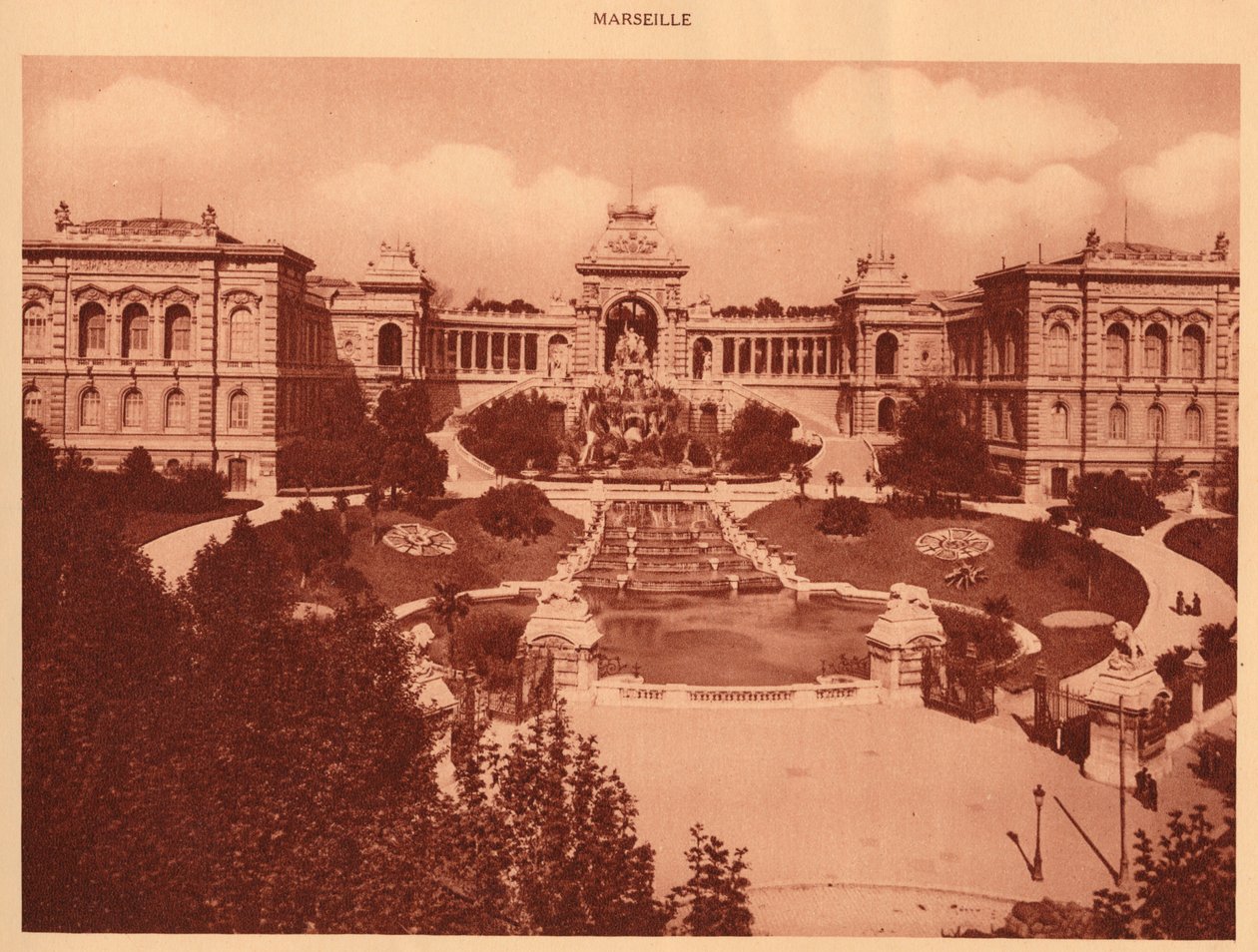 قصر لونجشامب ، مرسيليا ، 1930. بواسطة غير معروف