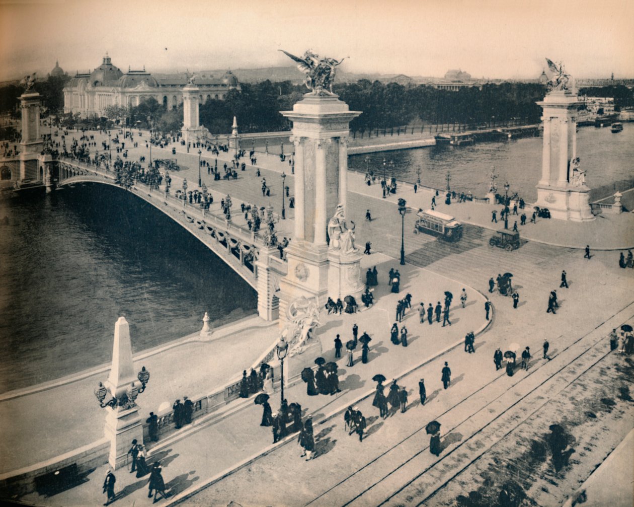 باريس. - جسر الإسكندر الثالث. - ليرة لبنانية ، c1910. بواسطة غير معروف