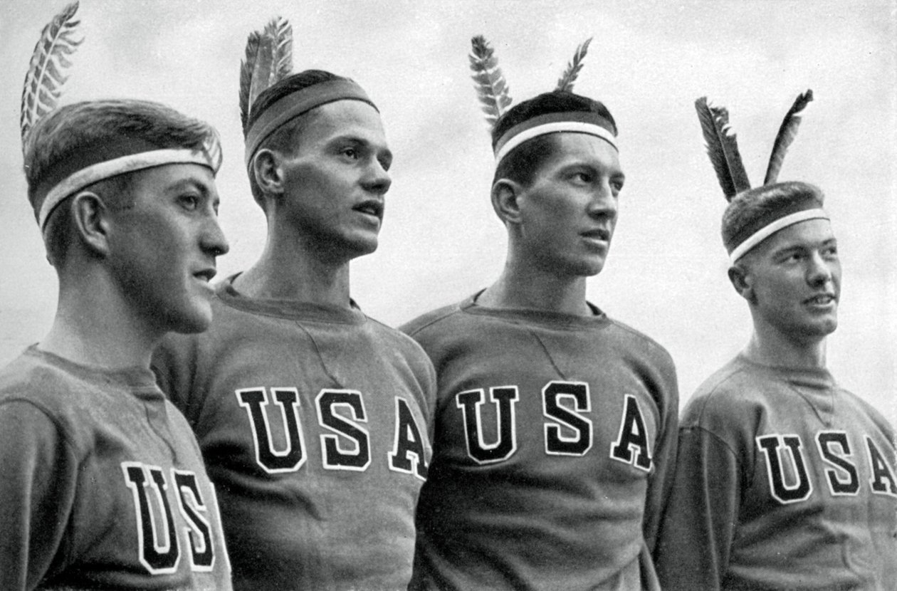 جزء من التجديف الحائز على الميدالية الذهبية الأمريكية ثمانية ، أولمبياد برلين ، 1936 بواسطة غير معروف
