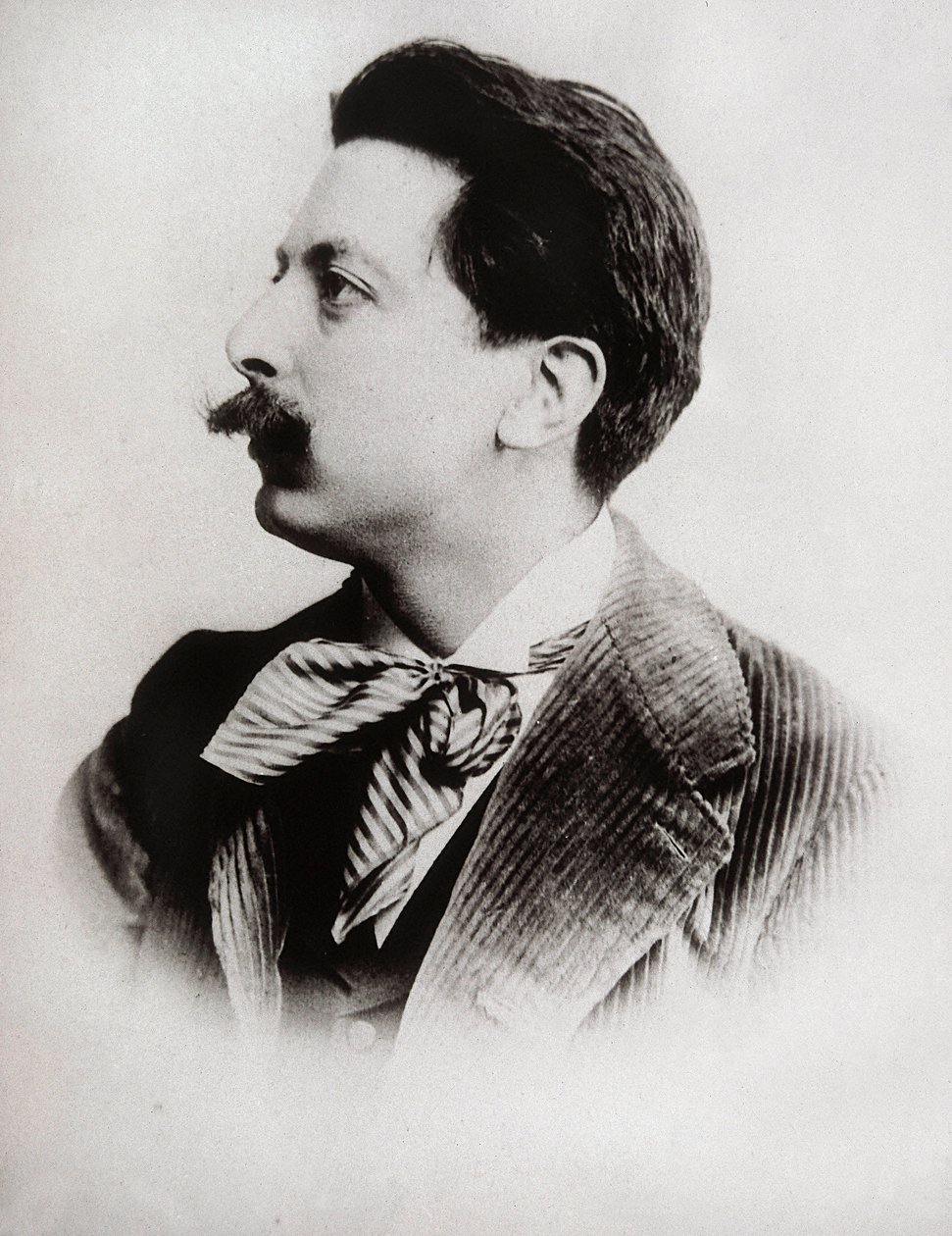 صورة إنريكي جرانادوس (1867-1916) ، مؤلف موسيقي وعازف بيانو إسباني. تصوير. بواسطة غير معروف