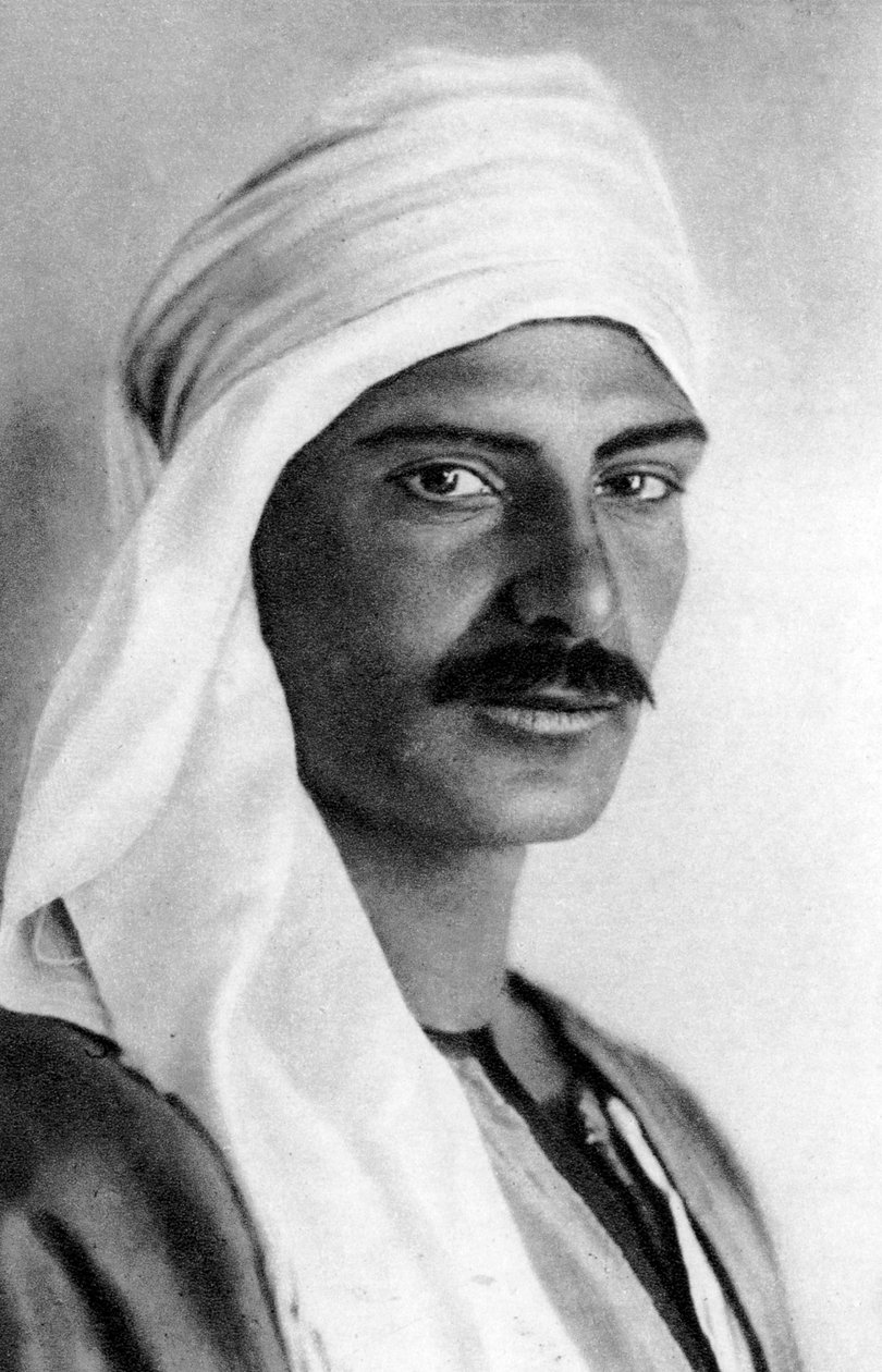 صورة لبدو ، ج 1920s بواسطة غير معروف