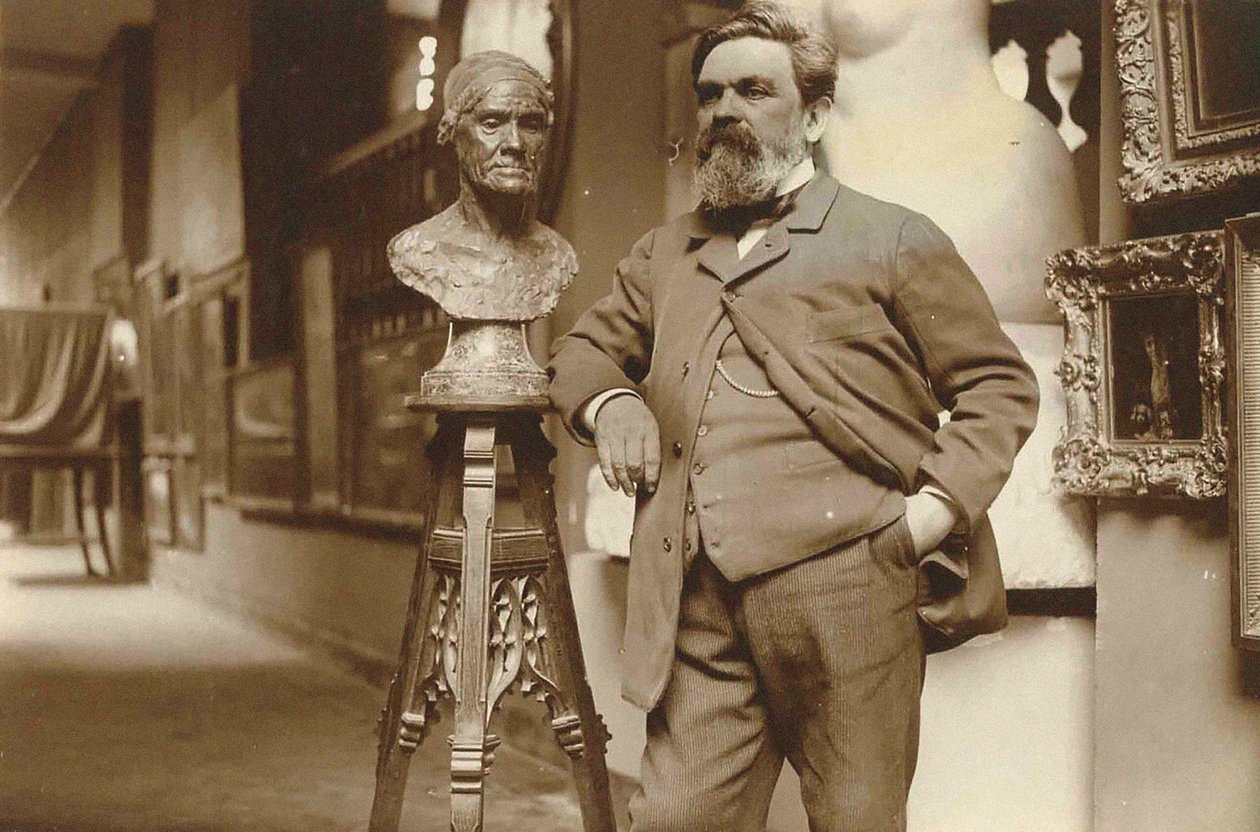 صورة للنحات ألفريد باوتشر 1850-1934 ، 1910. بواسطة غير معروف